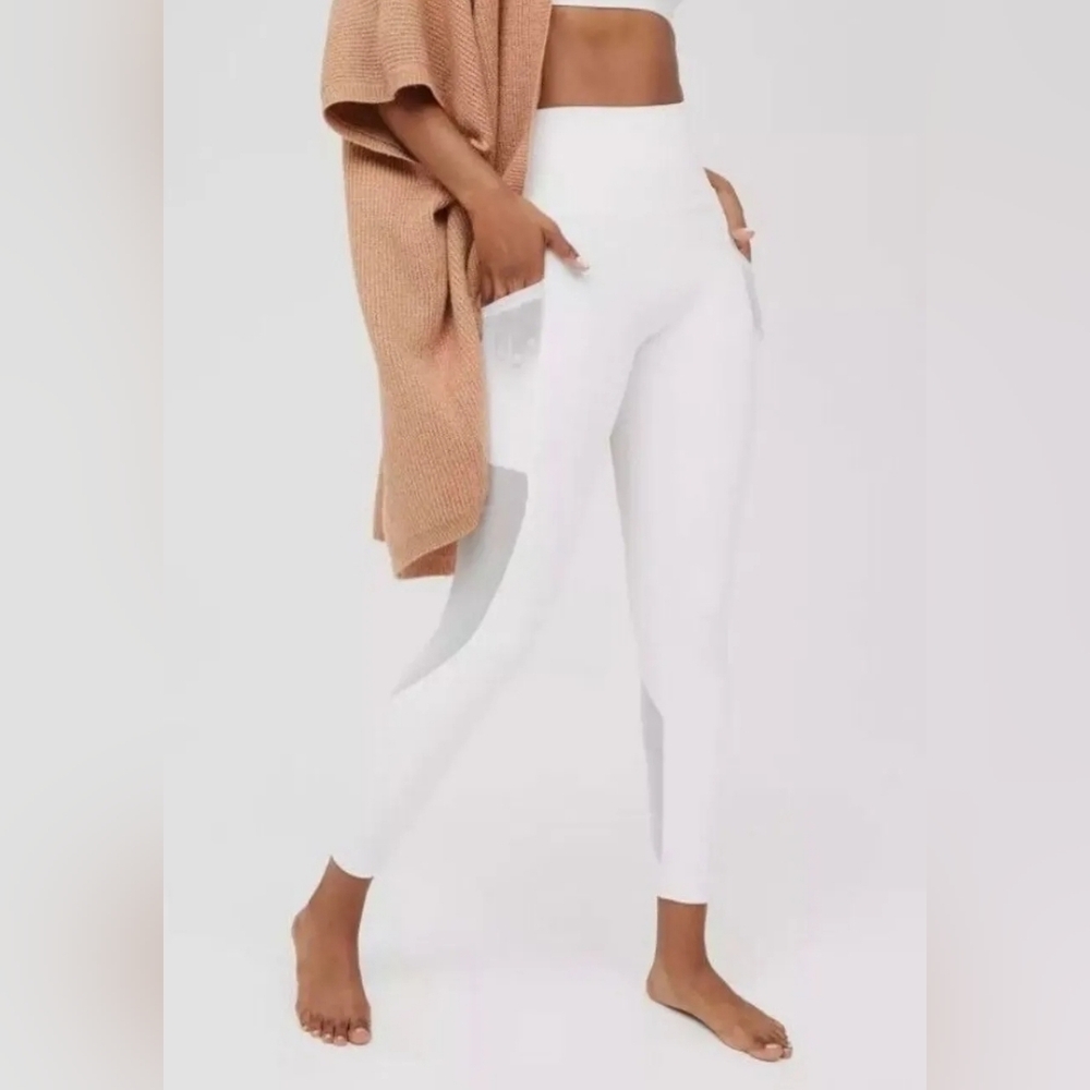 Aerie Pants Offline Goals High Waisted Pocket Legging NWOT Size Small